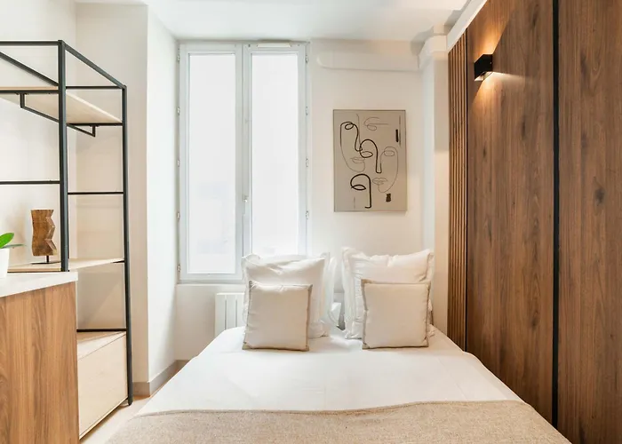 Montparnasse Deluxe شقة